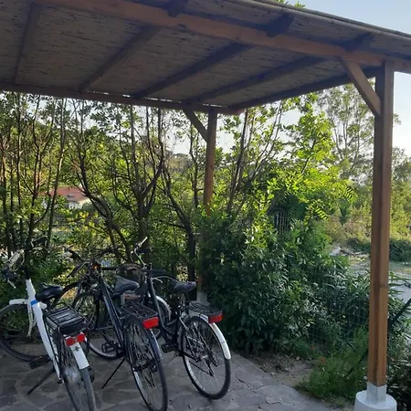 Apartament Casa Paradise 1 *